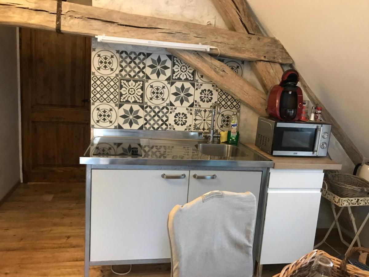Aux Logis De La Solre Acomodação com café da manhã Ferrière-la-Petite Exterior foto