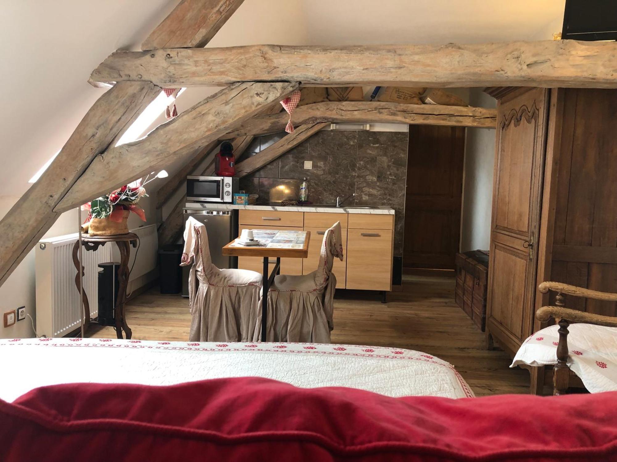 Aux Logis De La Solre Acomodação com café da manhã Ferrière-la-Petite Exterior foto